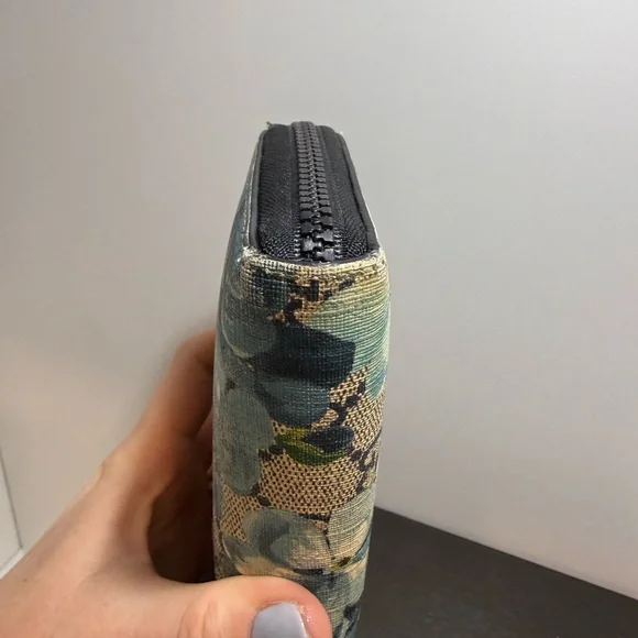 Gucci Floral Blue and Green Wallet - Picture 3 of 14